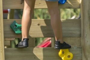 Jungle Gym Lodge - Children's Playground with Slide and Sandpit