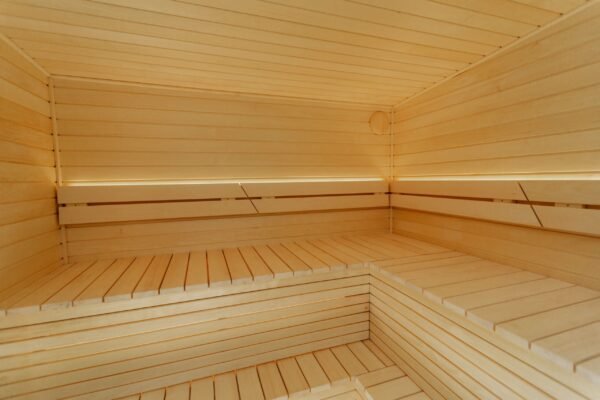 Outdoor Sauna, 2.45M x 2.45M, Genk - Image 13